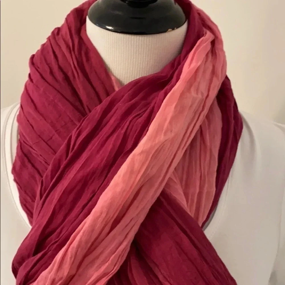 •Longaberger• Horizon of Hope Scarf, like new💕